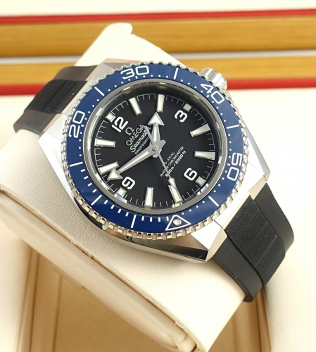 Preview: Omega Seamaster Planet Ocean 600M 217.32.42.21.01.002