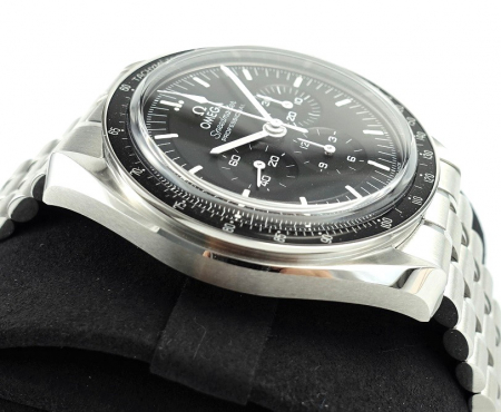 Omega Speedmaster Moonwatch Saphirglas 310.30.42.50.01.002