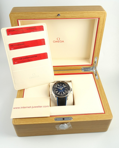 Omega Seamaster Ultra Deep 6000M 215.32.46.21.03.001