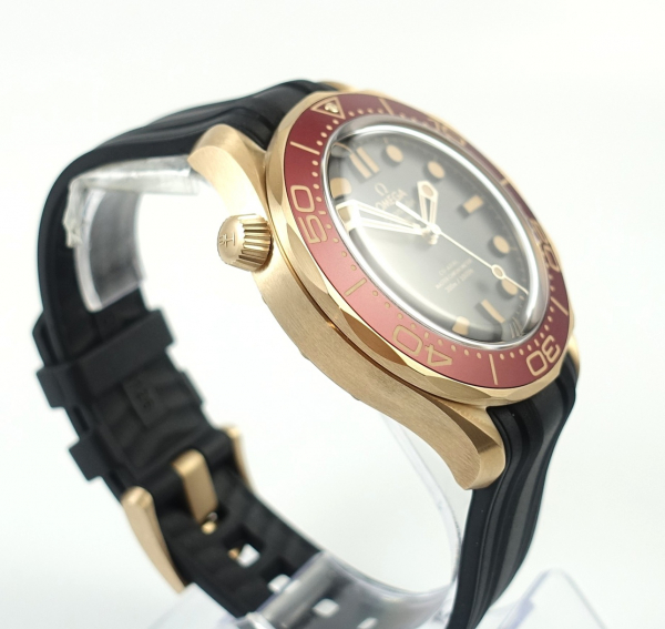 Omega Seamaster Diver 300 M Bronze-Gold 42MM 210.92.42.20.01.003