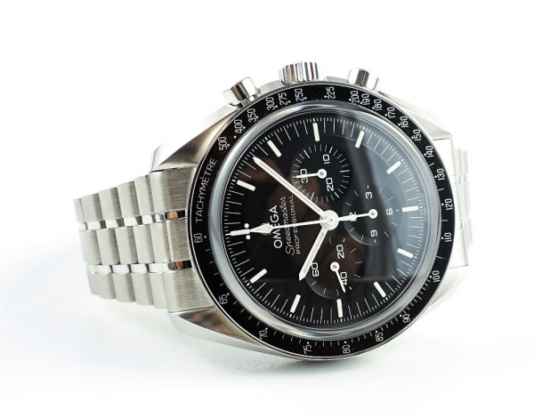 Omega Speedmaster Moonwatch Saphirglas 310.30.42.50.01.002